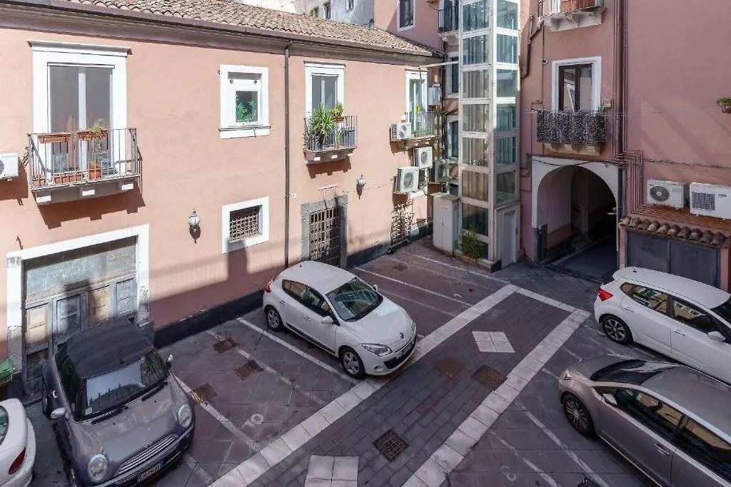 Terrazza Lavica, Free Parking Apartment Catania