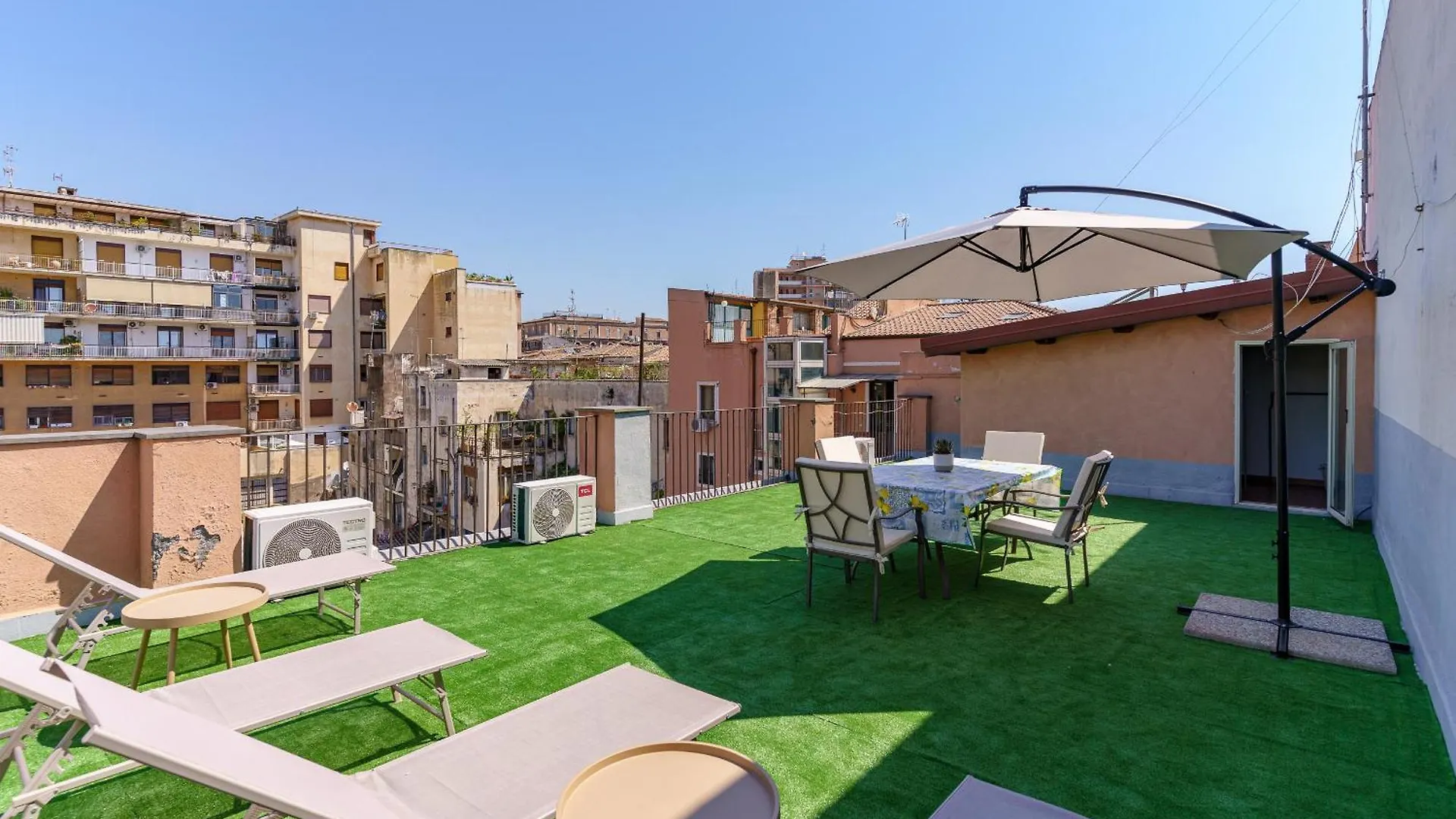 Terrazza Lavica, Free Parking Apartment Catania Italy